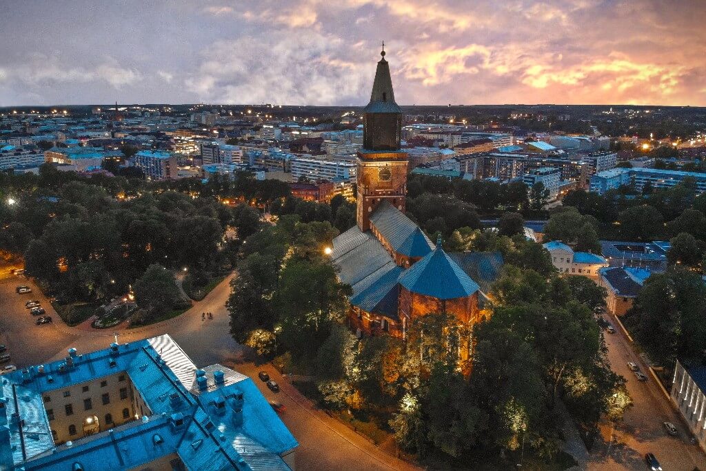 همه چیز درباره شرایط فنلاند