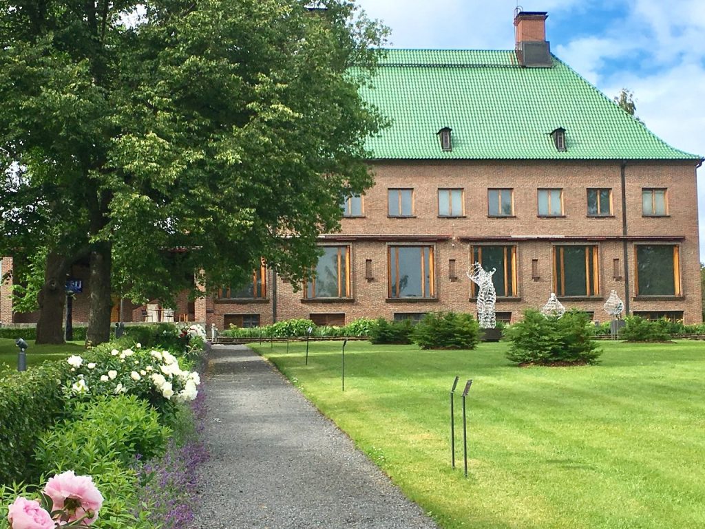 تحصیل در دبیرستانها و هنرستان های شهر Mäntän فنلاند